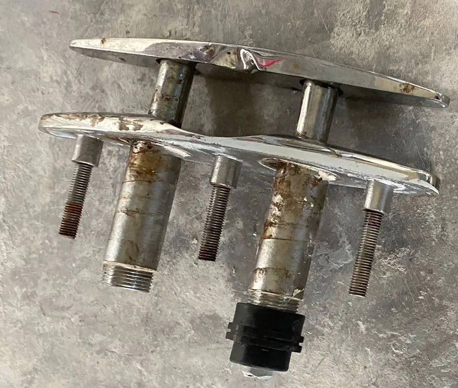 One of the original Dean Catamarans retracting cleats.