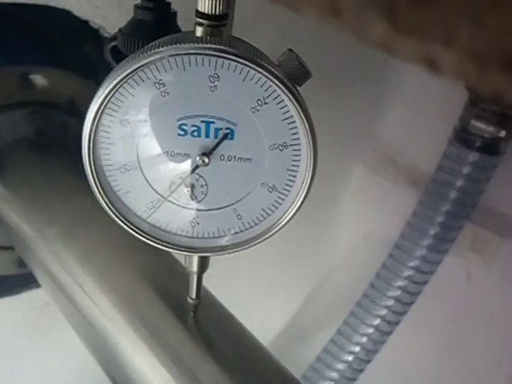 Propeller Shaft Alignment Performing final alignment of the propeller shaft.