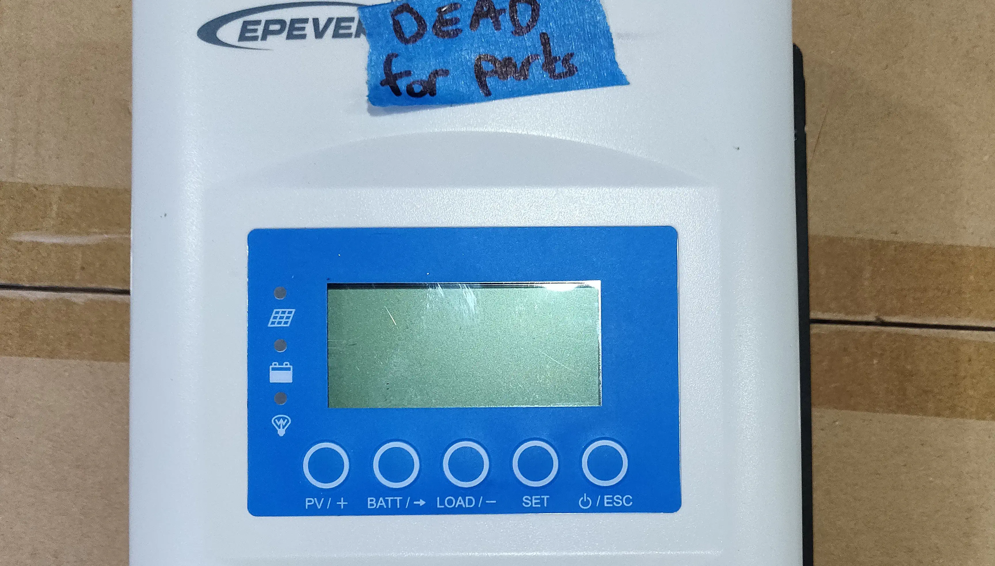 Dead MPPT charger, for parts