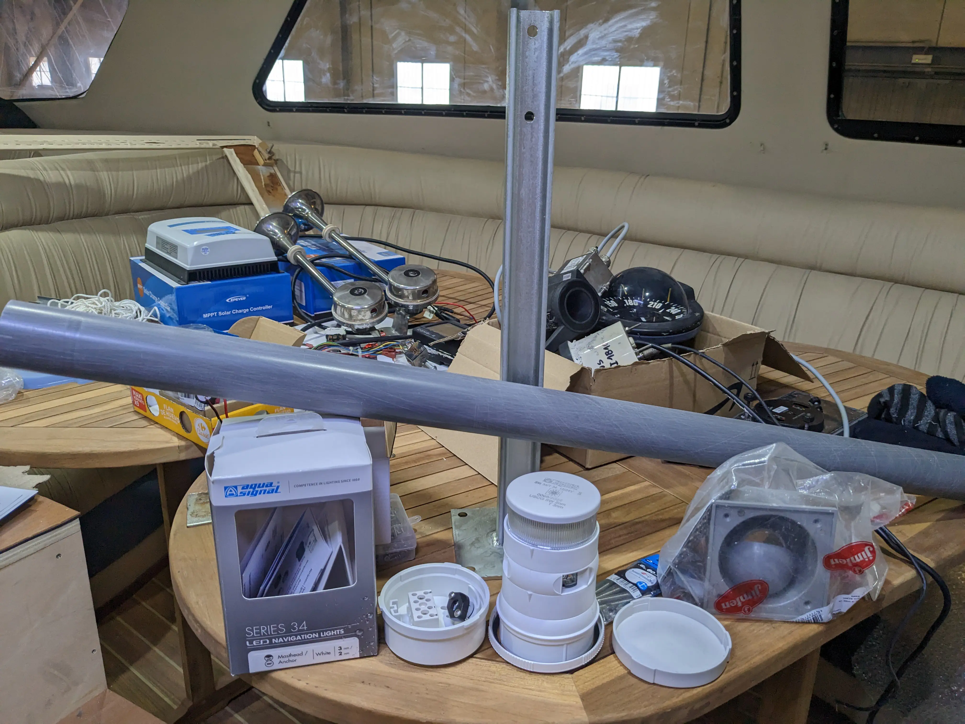 New light mast construction parts