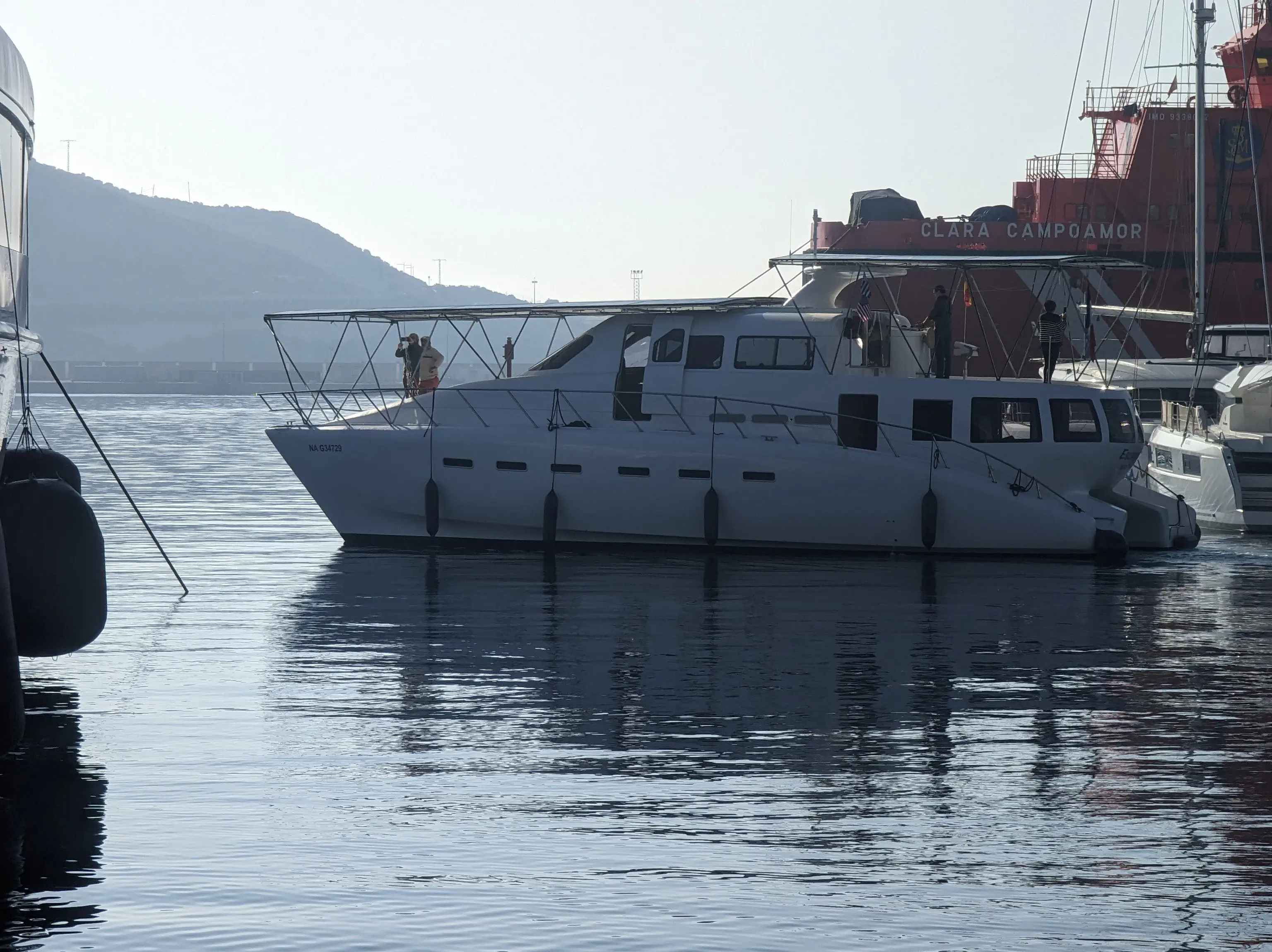 Escargot quittant Yacht Port Cartagena