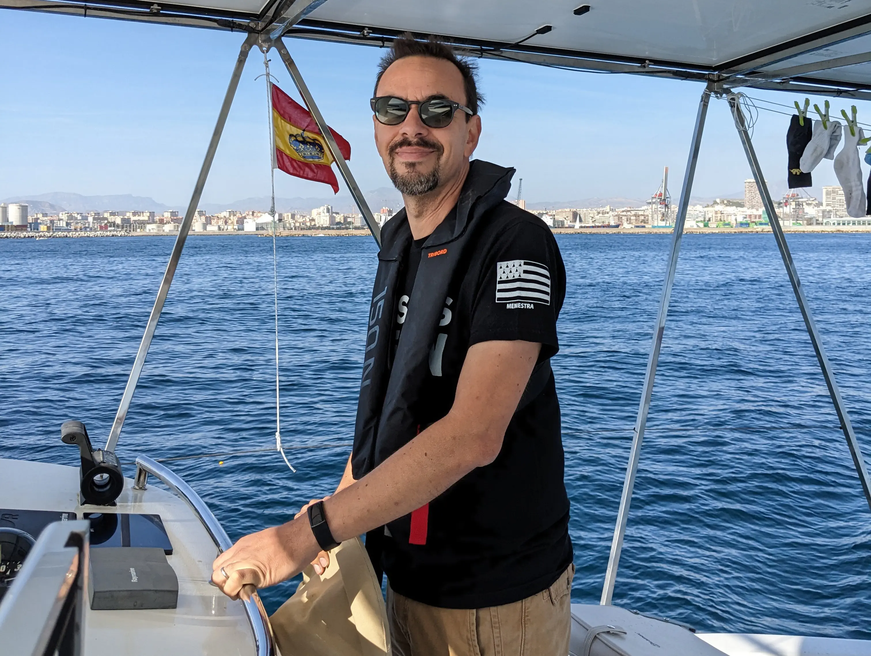 Jérôme à la barre