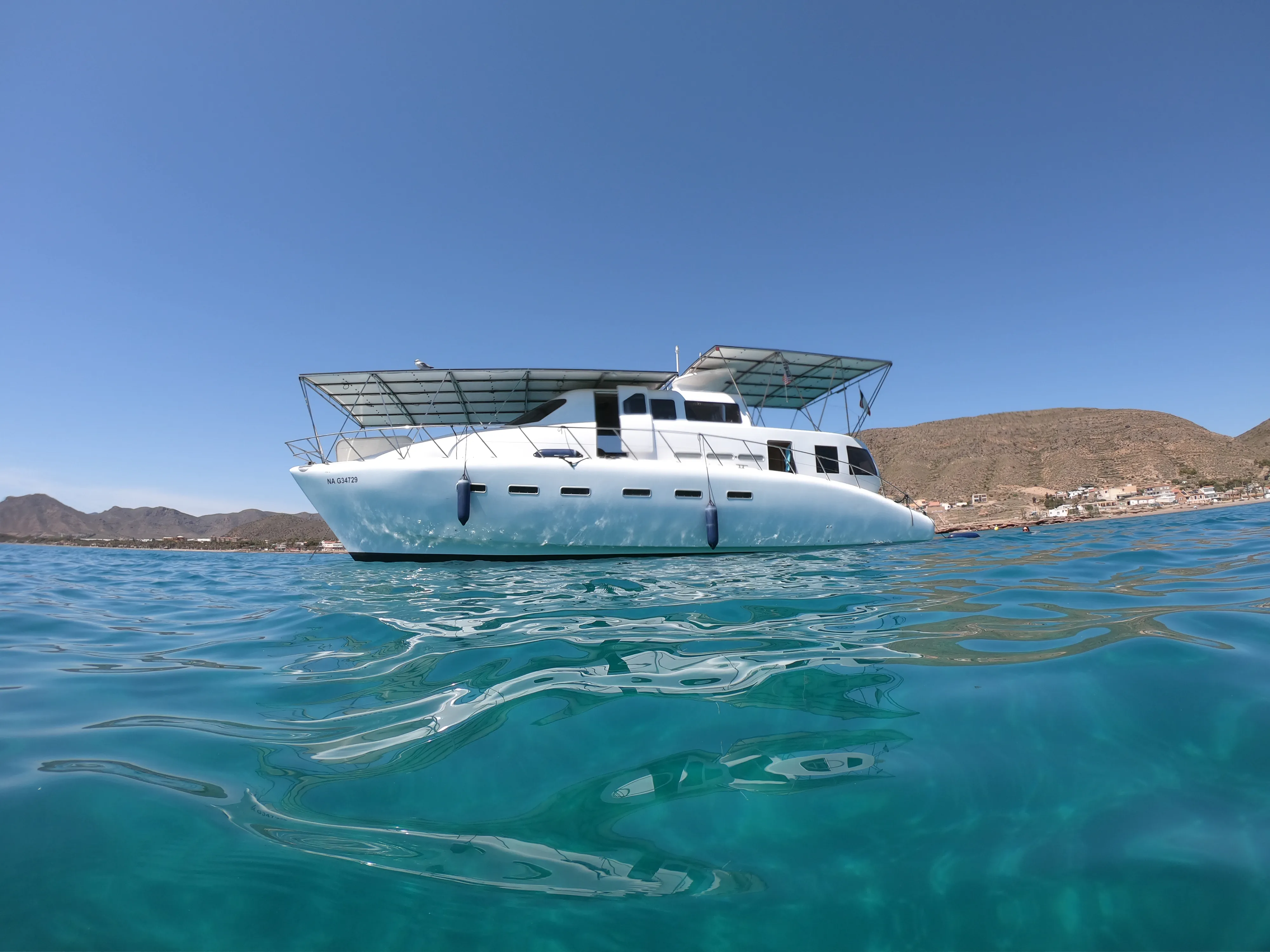 Escargot anchored at La Azohía Escargot anchored at La Azohía